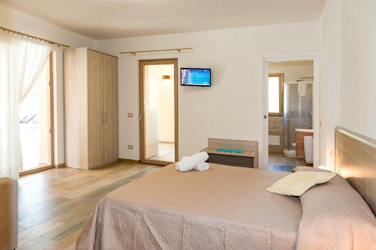 Molarotto Camere Con Angolo Cottura 圣特奥多罗 外观 照片